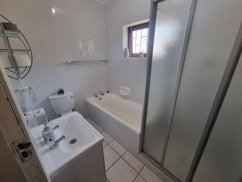 2 Bedroom Property for Sale in Tijgerhof Western Cape